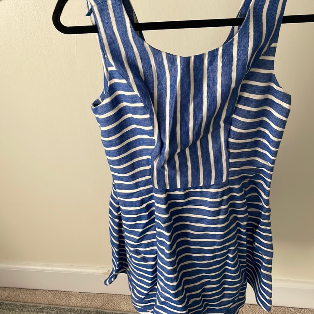 Brand New Vineyard Vines NWT